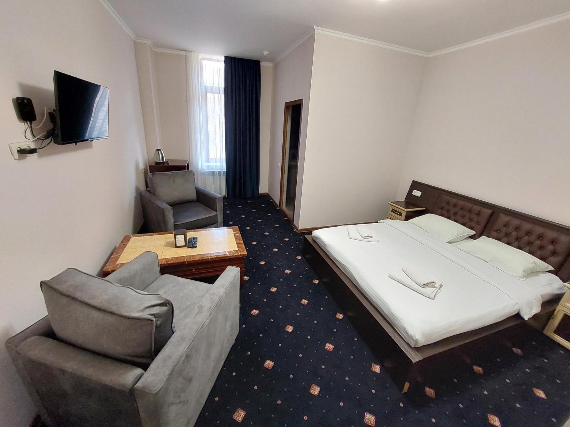 Hotel - Saya Tsaghkadzor Eksteriør billede